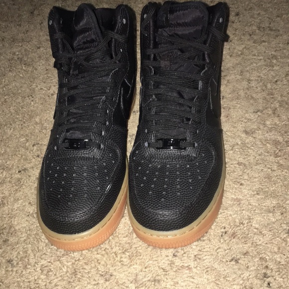 black air forces size 9
